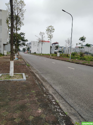 🏠🏠 Bán đất khu DMC-Thuận Thành. 2 mặt trước sau , Phía sau là công viên . hàng cực hiếm. Giá chỉ