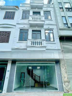 Chính chủ cần cho thuê nhà mặt ngõ 3,5 tầng, ngõ to, ô tô đỗ cửa, ngõ 279 đường Đội Cấn - Quận Ba