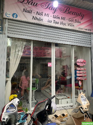 Quận Bình Thạnh ! Sang Salon Nail - Tóc Mới , MB thuê chỉ có 8 tr/ tháng, Tel : 0767166078 (